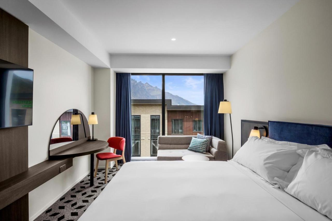 Holiday Inn Queenstown Remarkables Park Exterior photo