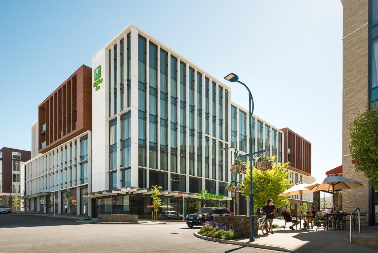 Holiday Inn Queenstown Remarkables Park Exterior photo